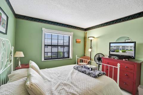 160 Cypress Club Drive #630, Pompano Beach FL - photo 15 of 45