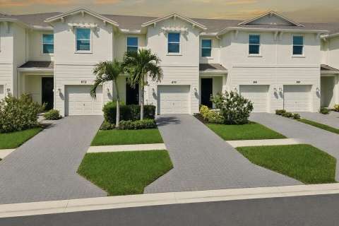 870 SE Grovebush Lane, home for sale in Port St. Lucie 34984