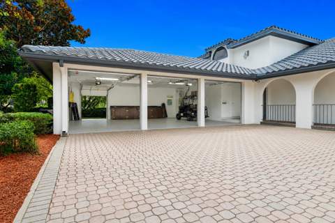 1157 SW Mirror Lake Cove, Port St. Lucie FL - photo 6 of 57