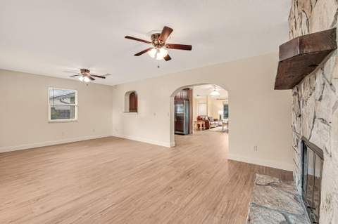 427 Las Palmas Street, Royal Palm Beach FL - photo 20 of 42