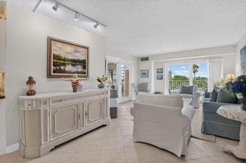 3215 S Ocean Boulevard #302, Highland Beach FL - photo 7 of 52