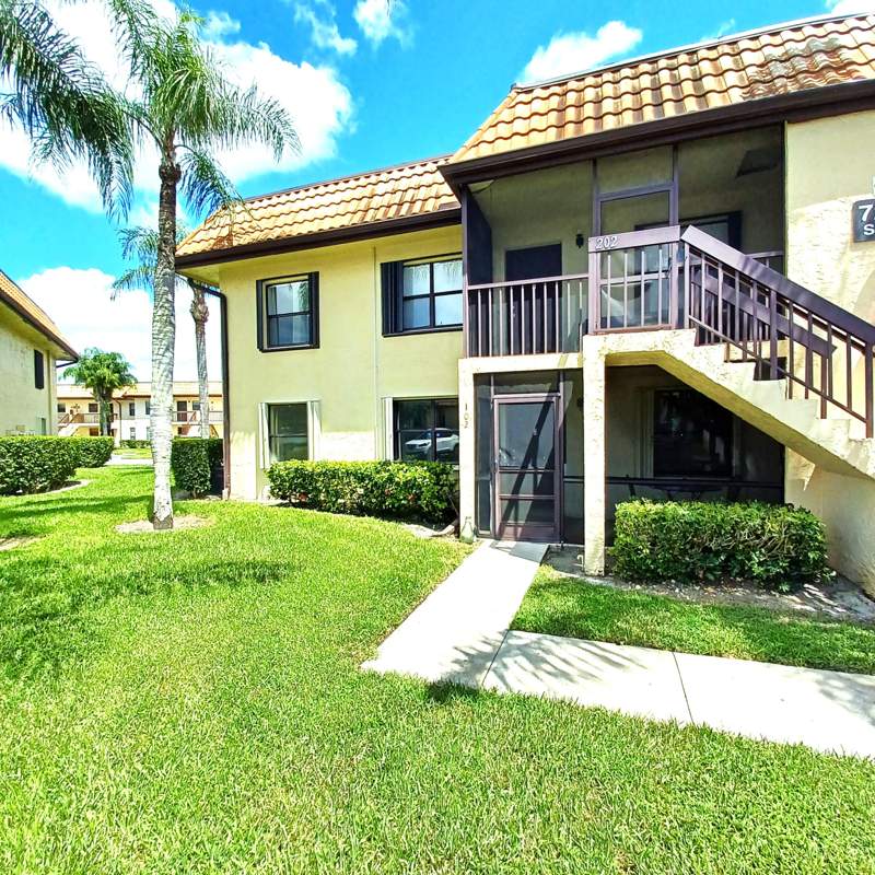 2 bedroom Condominium at 7221 Golf Colony Court #102, Lucerne Lakes Golf Colony, Lake Worth — photo 3