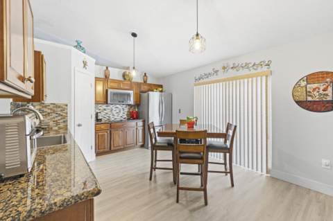 282 SE Walsh Terrace, Port St. Lucie FL - photo 13 of 37