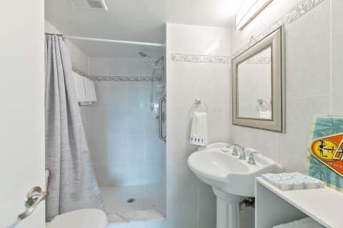 2901 E Sunrise Lakes Drive #310, Sunrise FL - photo 21 of 28