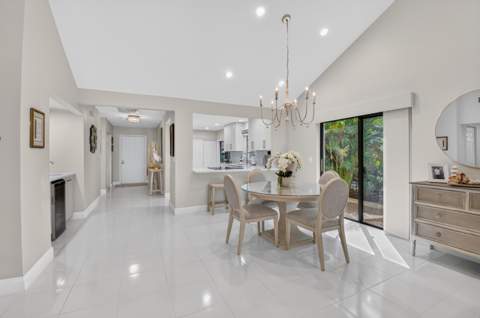21695 N Arriba Real #24A, Boca Raton FL - photo 10 of 33