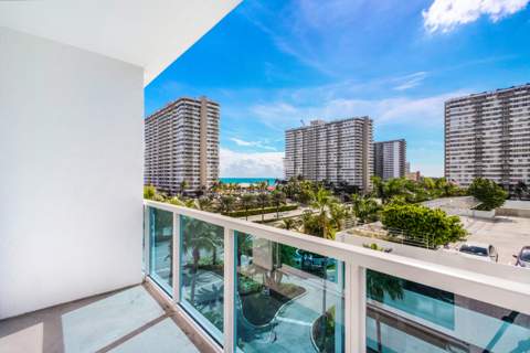 1945 S Ocean Drive #502, Hallandale Beach FL - photo 9 of 52