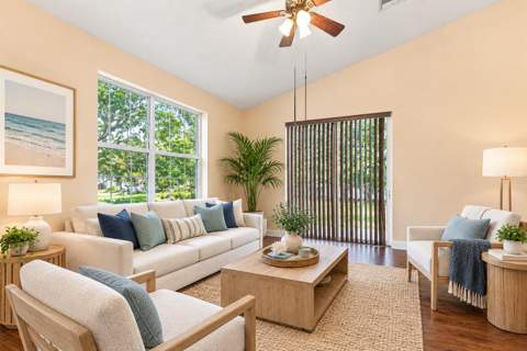 6060 Azalea Circle, West Palm Beach FL - photo 7 of 32