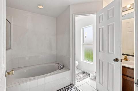 491 SW Namoit Place, Port St. Lucie FL - photo 24 of 57