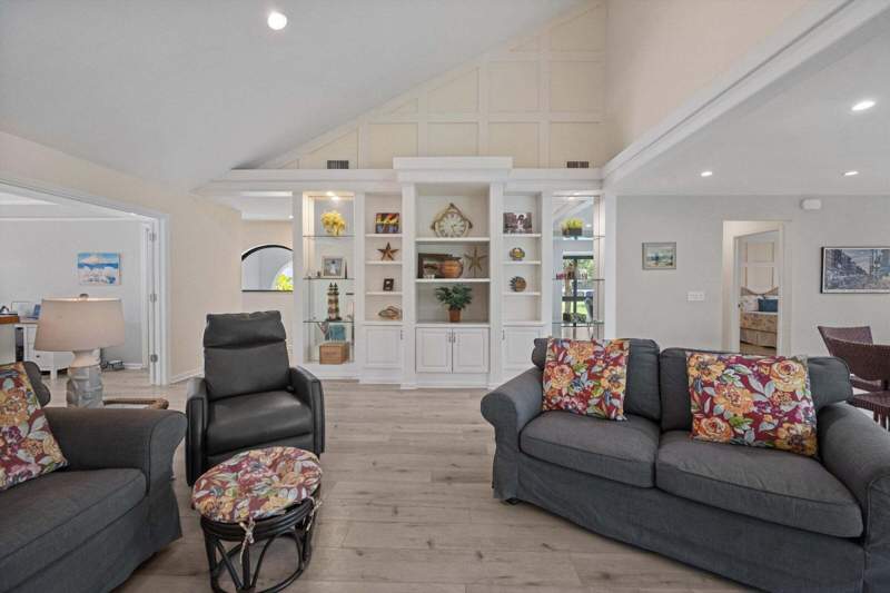 3 bedroom Condominium at 16695 Traders Crossing #218, Traders Crossing At Jonathans Landing, Jupiter — photo 2