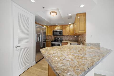 2009 SE 10th Avenue #309, Fort Lauderdale FL - photo 24 of 39