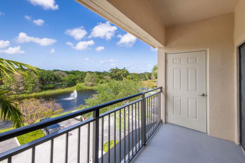 3 bedroom Condominium at 4907 Midtown Lane #1411, Residences At Midtown Condo, Palm Beach Gardens — photo 4