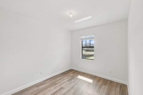 10611 NW Wilgrove Lane, Port St. Lucie FL - photo 20 of 29