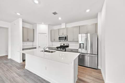 10611 NW Wilgrove Lane, Port St. Lucie FL - photo 8 of 29