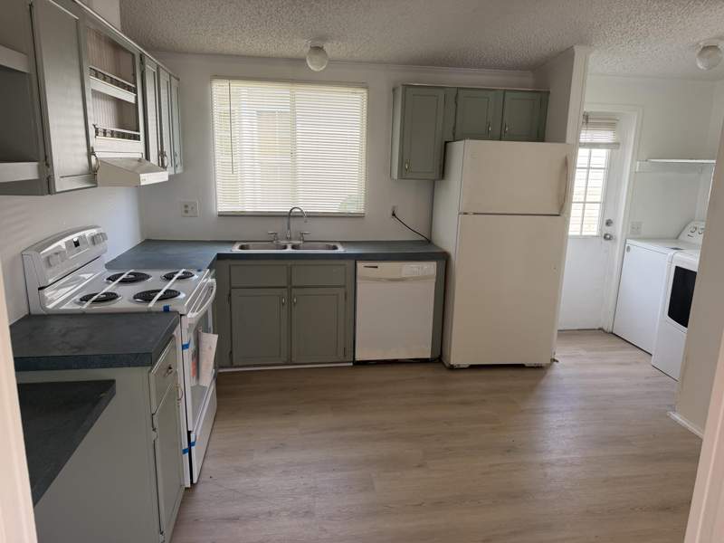 3 bedroom Manufactured Home at 1680 SW 85th Avenue, Park City Sec One, Davie — photo 5