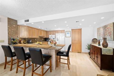 4020 Galt Ocean Drive #808, Fort Lauderdale FL - photo 9 of 37