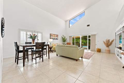 2576 La Cristal Circle, Palm Beach Gardens FL - photo 9 of 35