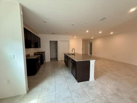 582 SW Sea Holly Terrace, Port St. Lucie FL - photo 6 of 24