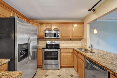 1000 River Reach Drive #506, Fort Lauderdale FL - photo 6 of 39