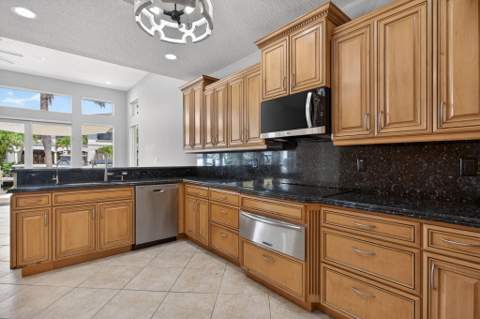 4901 NE 29th Avenue, Lighthouse Point FL - photo 24 of 53