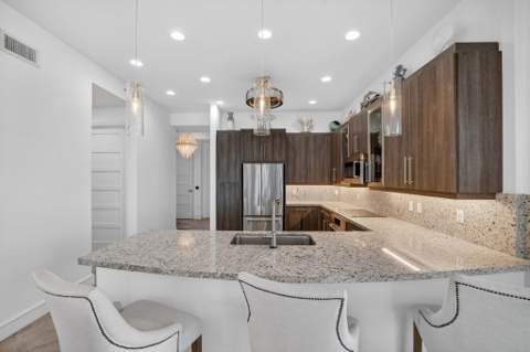 4510 El Mar Drive #405, Lauderdale-By-The-Sea FL - photo 16 of 39