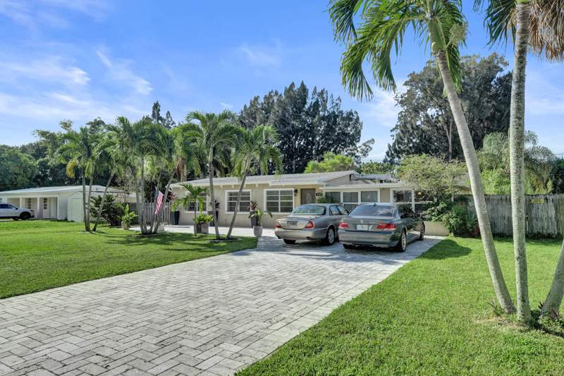 4 bedroom Single Family Residence at 3127 Carol Avenue, Congress Park, Palm Springs — photo 3