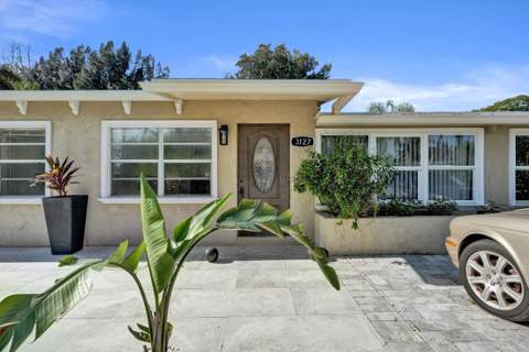 3127 Carol Avenue, Palm Springs FL - photo 16 of 48