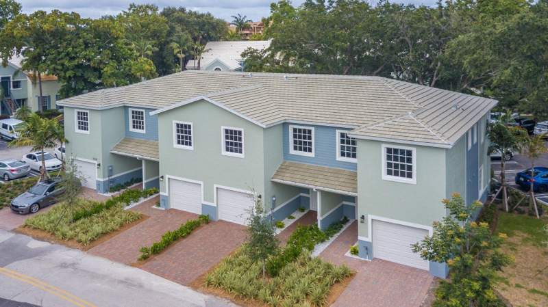 3 bedroom Townhouse at 1350 Crystal Way #107, Bahia Delray Townhomes Condo, Delray Beach — photo 2