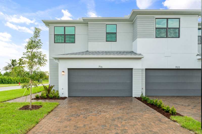 3 bedroom Townhouse at 7116 Brenner Avenue, Forest Oaks Residential Pud, Lake Worth — photo 1