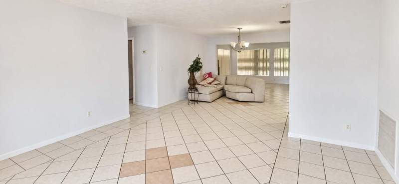 2 bedroom Single Family Residence at 218 Olive Avenue, River Park Unit 2, Port St. Lucie — photo 3