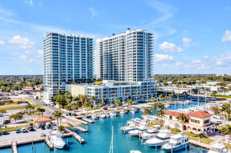 3 bedroom Condominium at 220 Lake Shore Drive #502, Nautilus 220 Condominium, Lake Park — photo 1