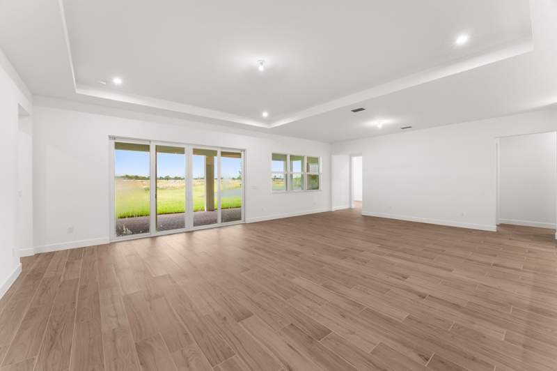 5 bedroom Single Family Residence at 10748 SW Mistarva Place, Seville 6B Phase 1, Port St. Lucie — photo 5