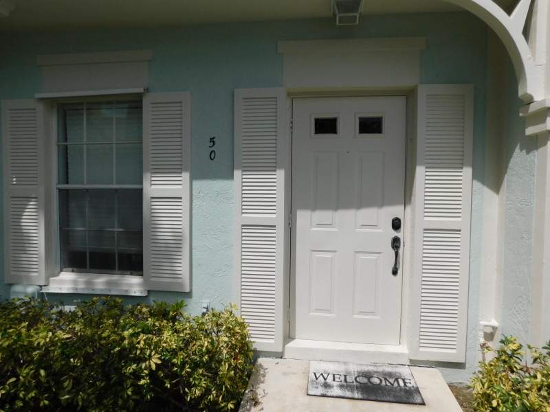 2 bedroom Townhouse at 50 Simonton Circle, Bonaventure, Weston — photo 2