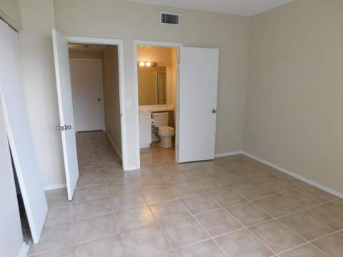 50 Simonton Circle, Weston FL - photo 22 of 37