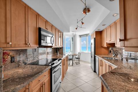 500 S Ocean Boulevard #706, Boca Raton FL - photo 9 of 64