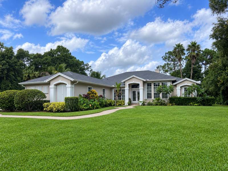 4 bedroom Single Family Residence at 7481 150th Court, Palm Beach Country Estates, Palm Beach Gardens — photo 2