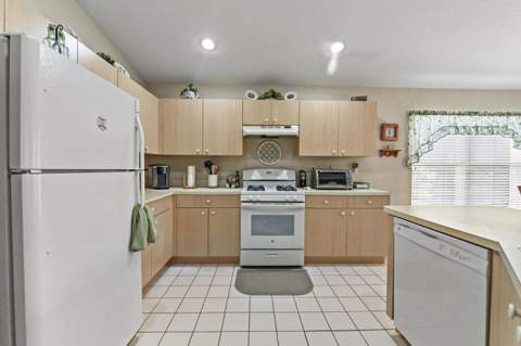 1324 Cape May Lane, Greenacres FL - photo 13 of 33