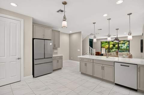 608 Windward Circle, Boynton Beach FL - photo 9 of 36