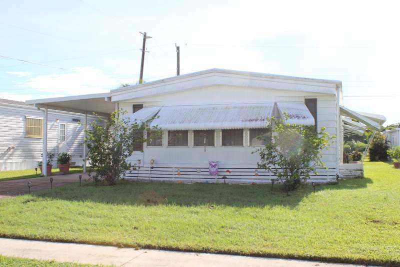 2 bedroom Manufactured Home at 4034 Sandpine Circle, Northern Pines Mobile Home Park 6, Boynton Beach — photo 2