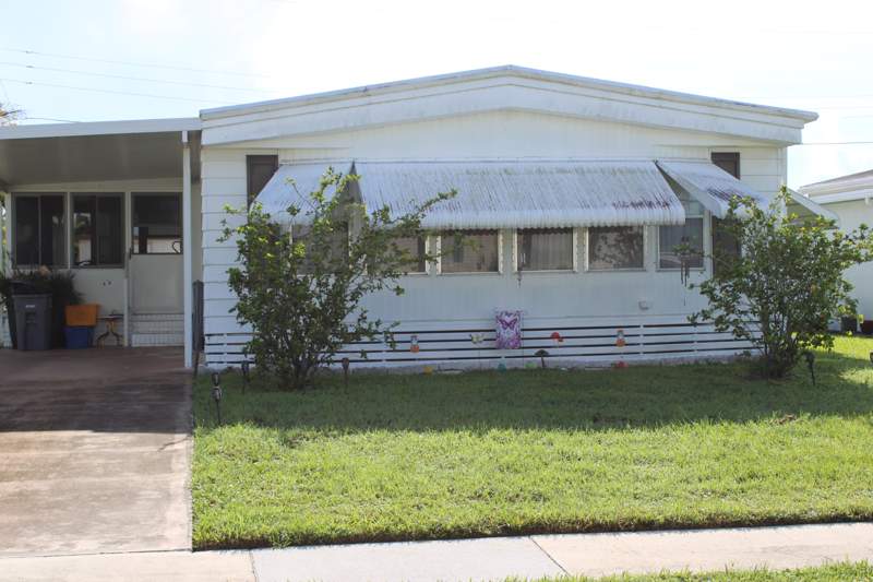 2 bedroom Manufactured Home at 4034 Sandpine Circle, Northern Pines Mobile Home Park 6, Boynton Beach — photo 3