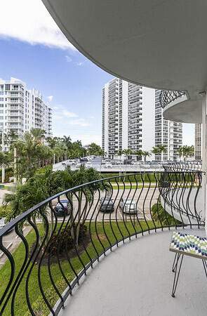 3250 NE 28th Street #305, Fort Lauderdale FL - photo 9 of 26