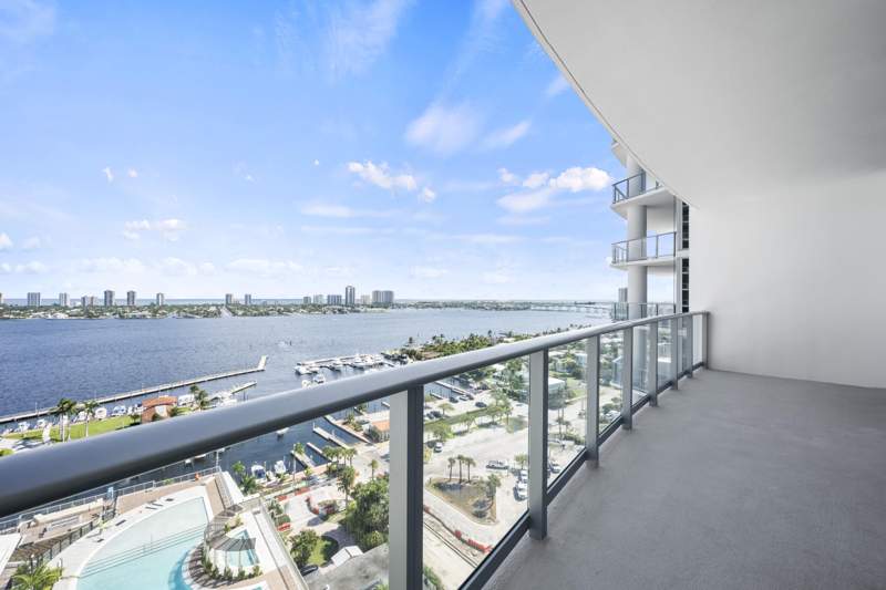 3 bedroom Condominium at 220 Lake Shore Drive #1608, Nautilus 220 Condominium, Lake Park — photo 2