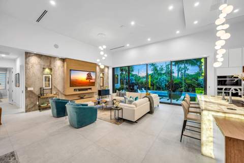 215 NE 28TH Court, Wilton Manors FL - photo 13 of 52