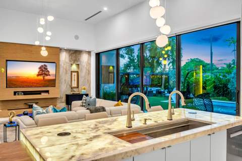 215 NE 28TH Court, Wilton Manors FL - photo 19 of 52
