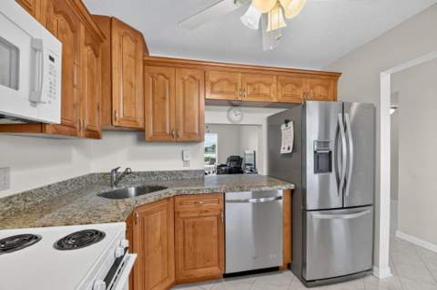 230 NE 26th Avenue #412, Boynton Beach FL - photo 11 of 50