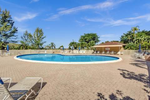 4570 NW 18th Avenue #206, Deerfield Beach FL - photo 14 of 31