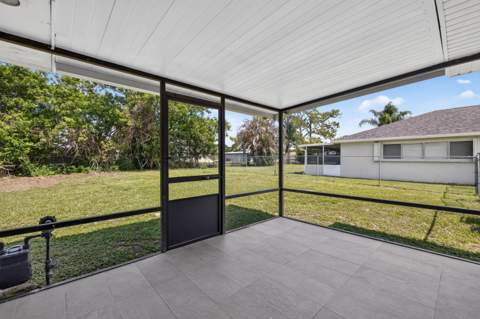 732 SW Ravenswood Lane, Port St. Lucie FL - photo 18 of 21