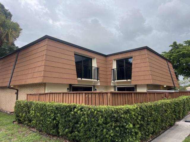 406 BUTTONWOOD Lane, home for sale in Boynton Beach