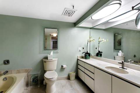 2480 Presidential Way #403, West Palm Beach FL - photo 10 of 42