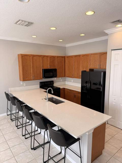 608 NW 25th Avenue, Boynton Beach FL - photo 10 of 37