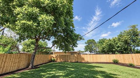 1142 Chateau Park Drive, Fort Lauderdale FL - photo 17 of 23